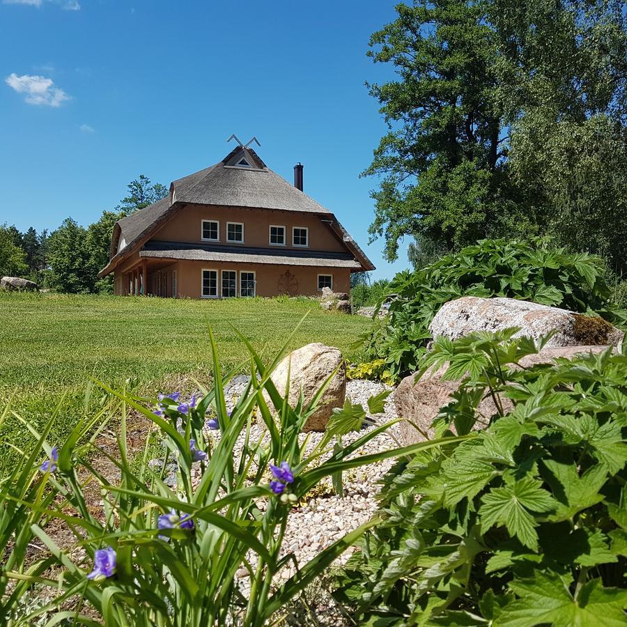 Vila Sanzila Bernatoniai Екстериор снимка
